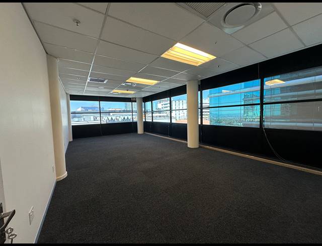222M² OFFICE TO LET IN SANDTON CENTRAL